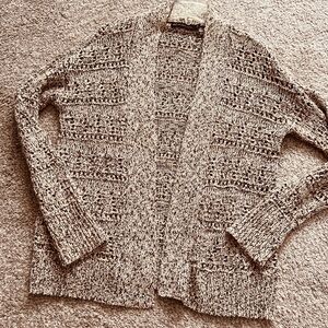 Chunky oatmeal color cardigan sweater size M